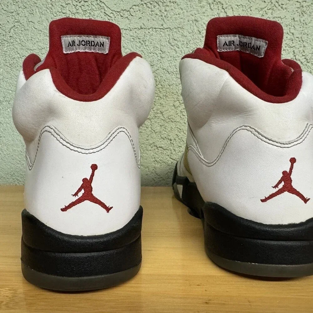 Size 12 - Jordan 5 Retro Fire Red 2013 136027-100‎